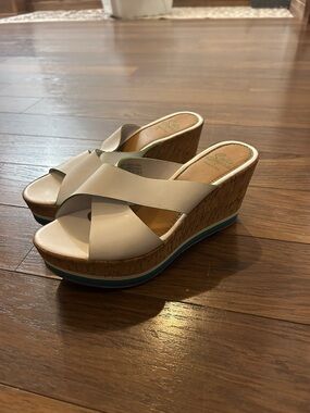 Slip-On Crossover Cork Wedge Sandals in Cream